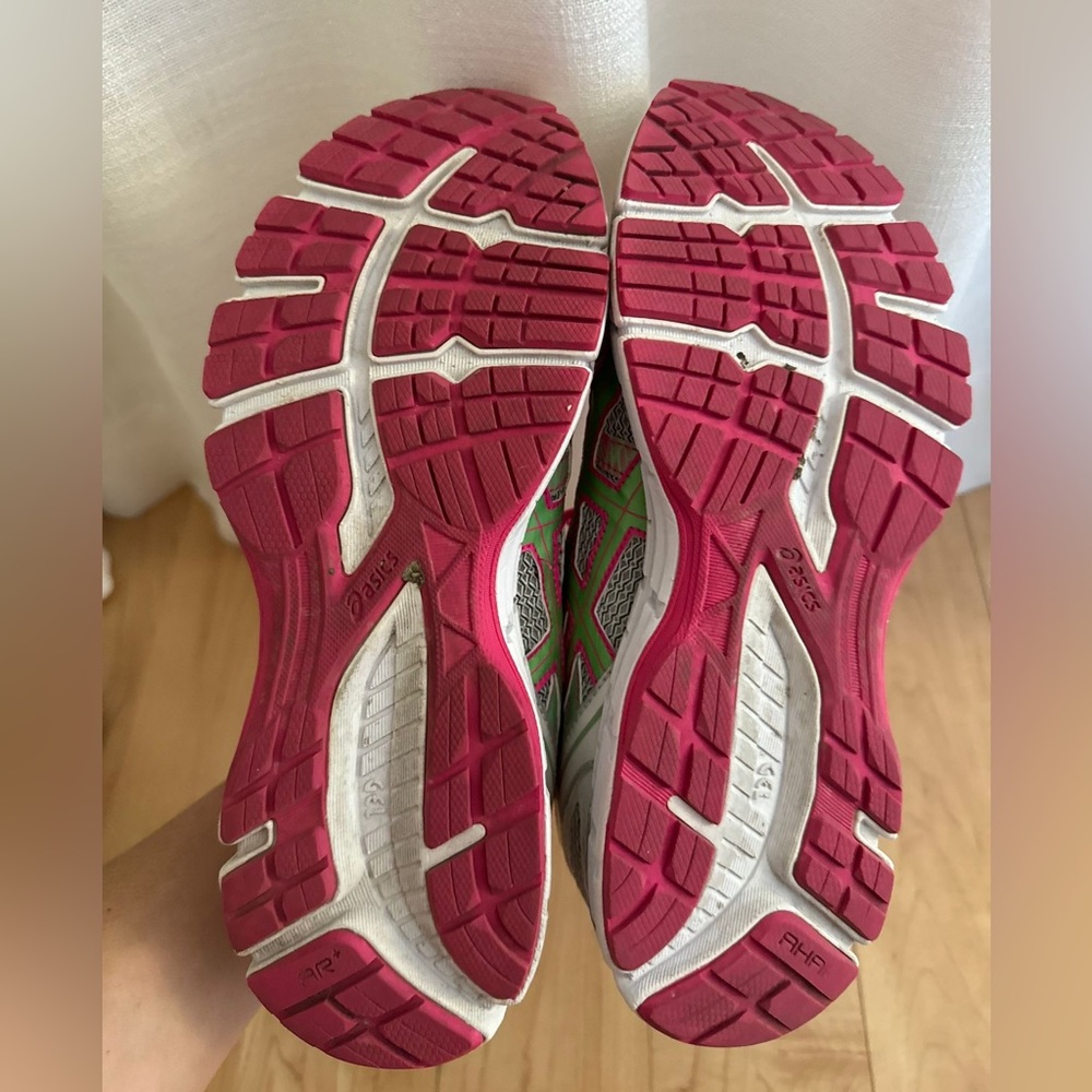 Running shoes - Picture 4 of 7